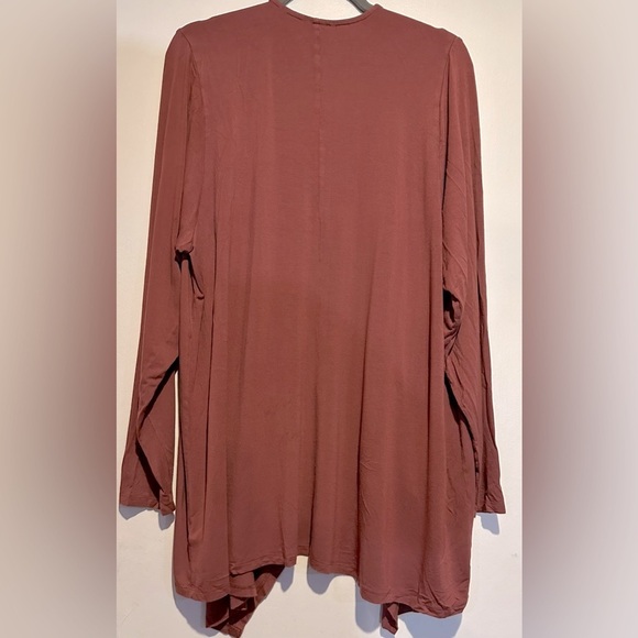 Torrid Sharkbite Hem Lightweight Cardigan Mauve Size 3 (22/24) GOOD CONDITION - Picture 2 of 3